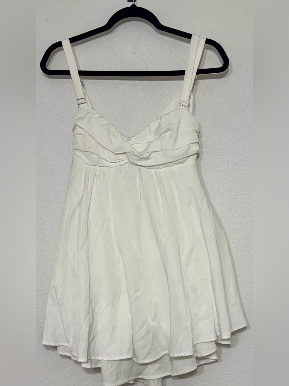 American Threads White Flowy Tunic Cami Top — Size Large